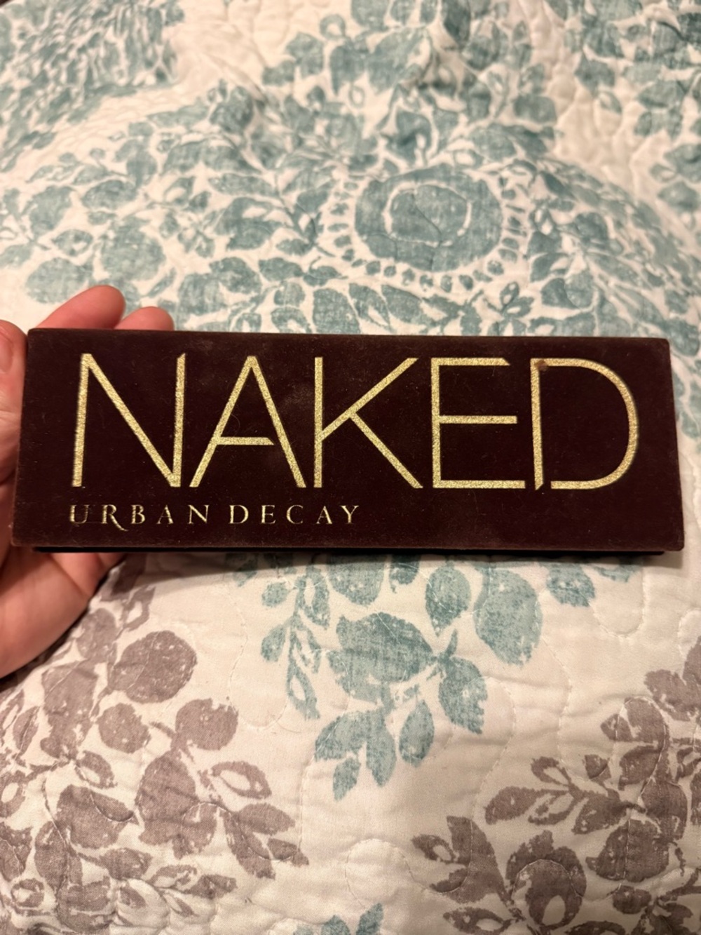 Urban Decay Velvet Eyeshadow Palette in Brown with Gold Logo - Rerelease